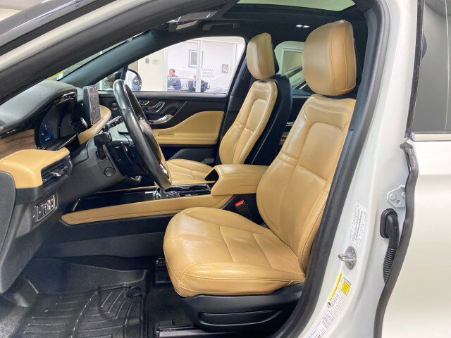 Used 2020 Lincoln Corsair Reserve w/ Equipment Group 201A AWD/4WD image 16