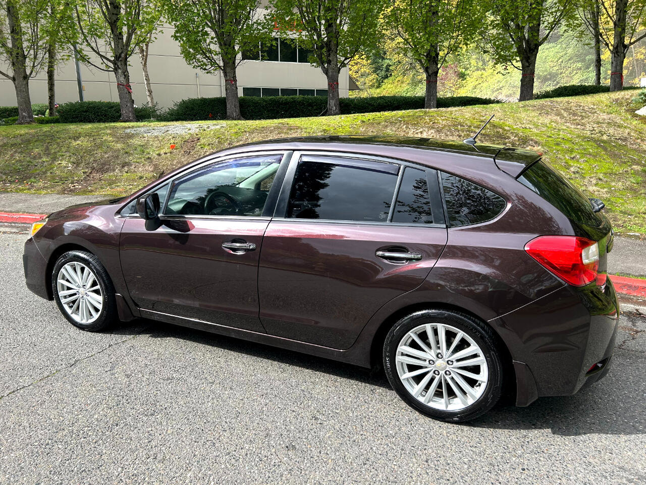 Used 2013 Subaru Impreza 2.0i Limited image 7