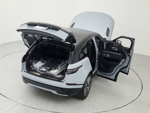 Certified 2026 Land Rover Range Rover Velar Dynamic SE AWD/4WD image 16