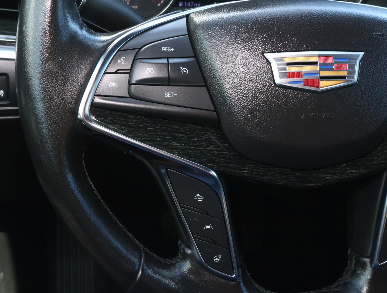 Used 2021 Cadillac XT5 Premium Luxury image 23