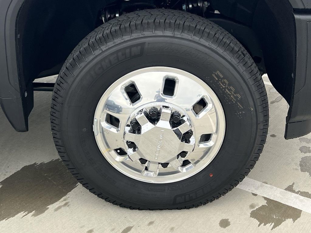 New 2026 GMC Sierra 3500 Denali Ultimate image 35