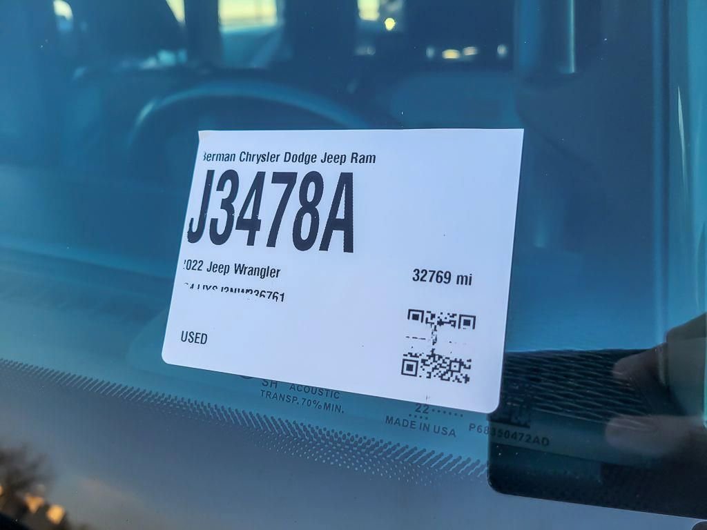 Used 2022 Jeep Wrangler Unlimited Rubicon w/ Trailer Tow Package image 25