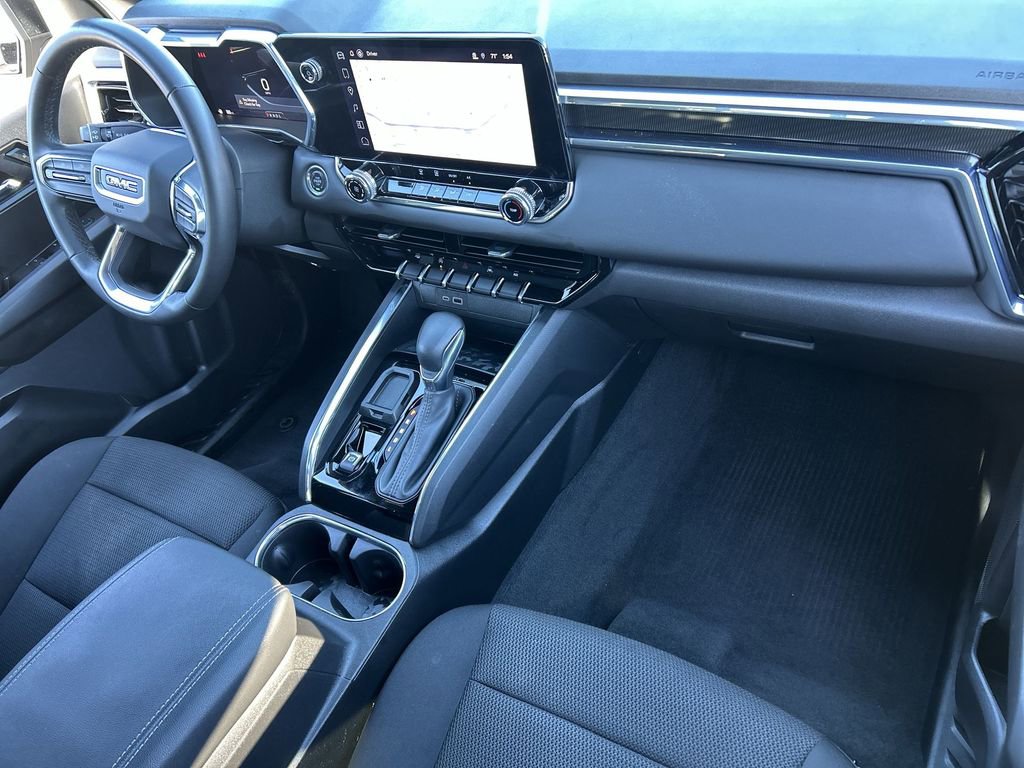 Used 2025 GMC Canyon Elevation image 28