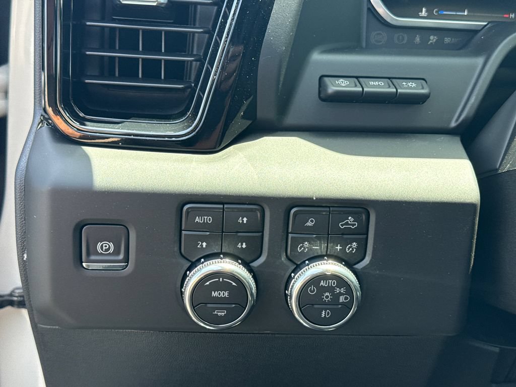 New 2026 GMC Sierra 2500 AT4 w/ AT4 Premium Plus Package AWD/4WD image 20