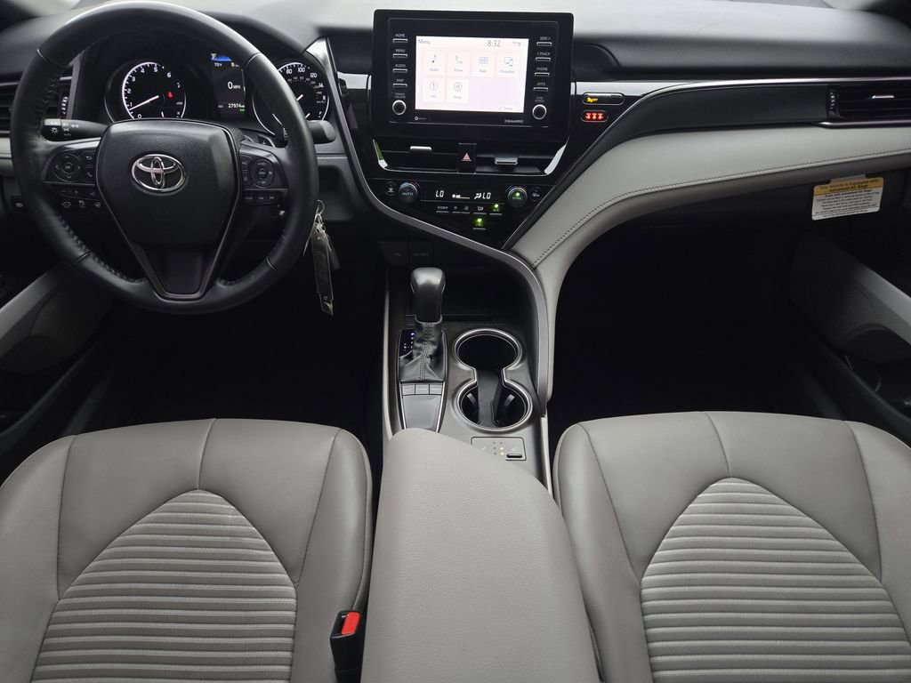 Used 2024 Toyota Camry SE w/ Cold Weather Package FWD image 25