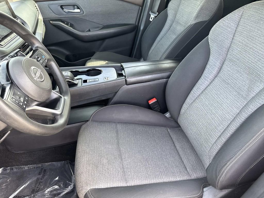 Certified 2022 Nissan Rogue SV image 21