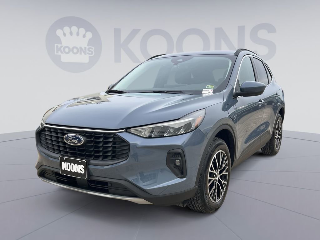 Used 2025 Ford Escape SE FWD image 1