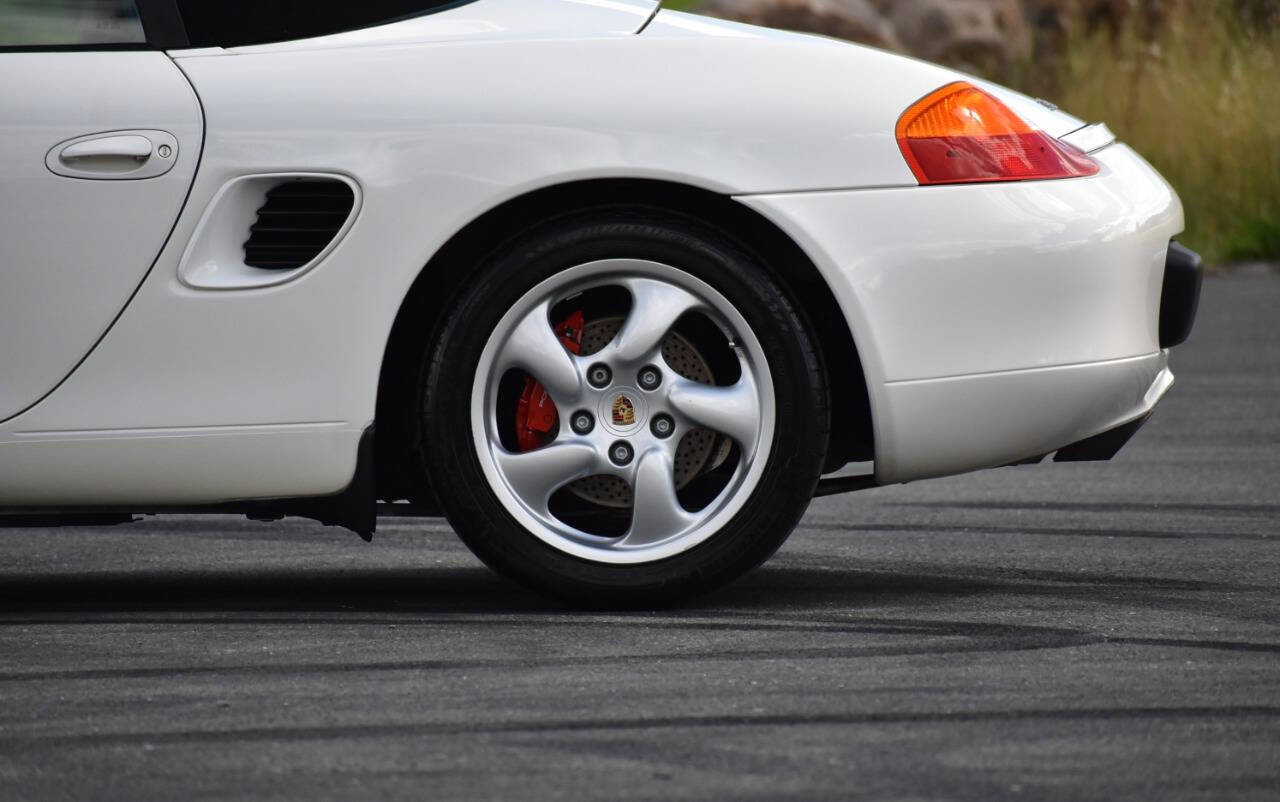 Used 2001 Porsche Boxster S RWD image 40