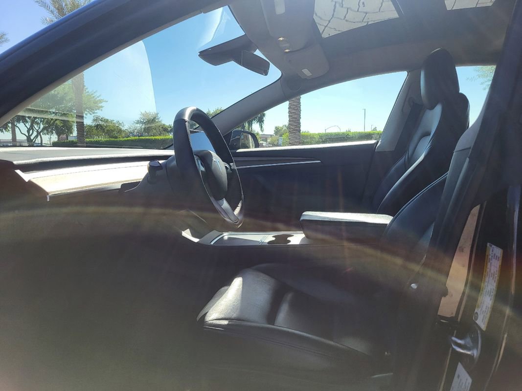 Used 2022 Tesla Model 3 Standard Range image 7