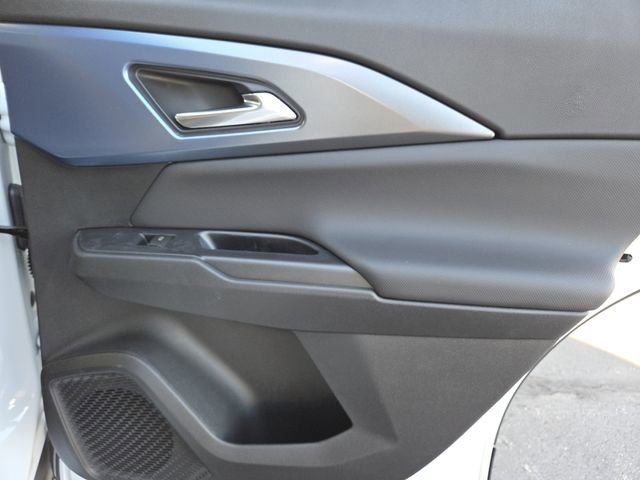 New 2026 Chevrolet Equinox EV LT image 24