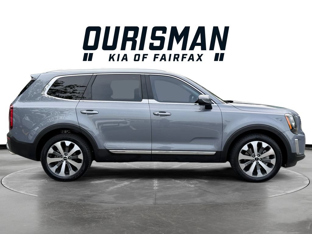 Used 2022 Kia Telluride EX w/ EX Premium Package FWD image 6