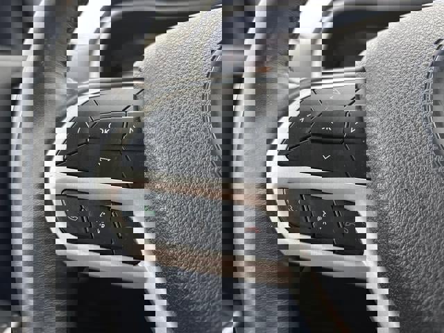 Used 2018 Jeep Cherokee Latitude Plus w/ Cold Weather Group image 20