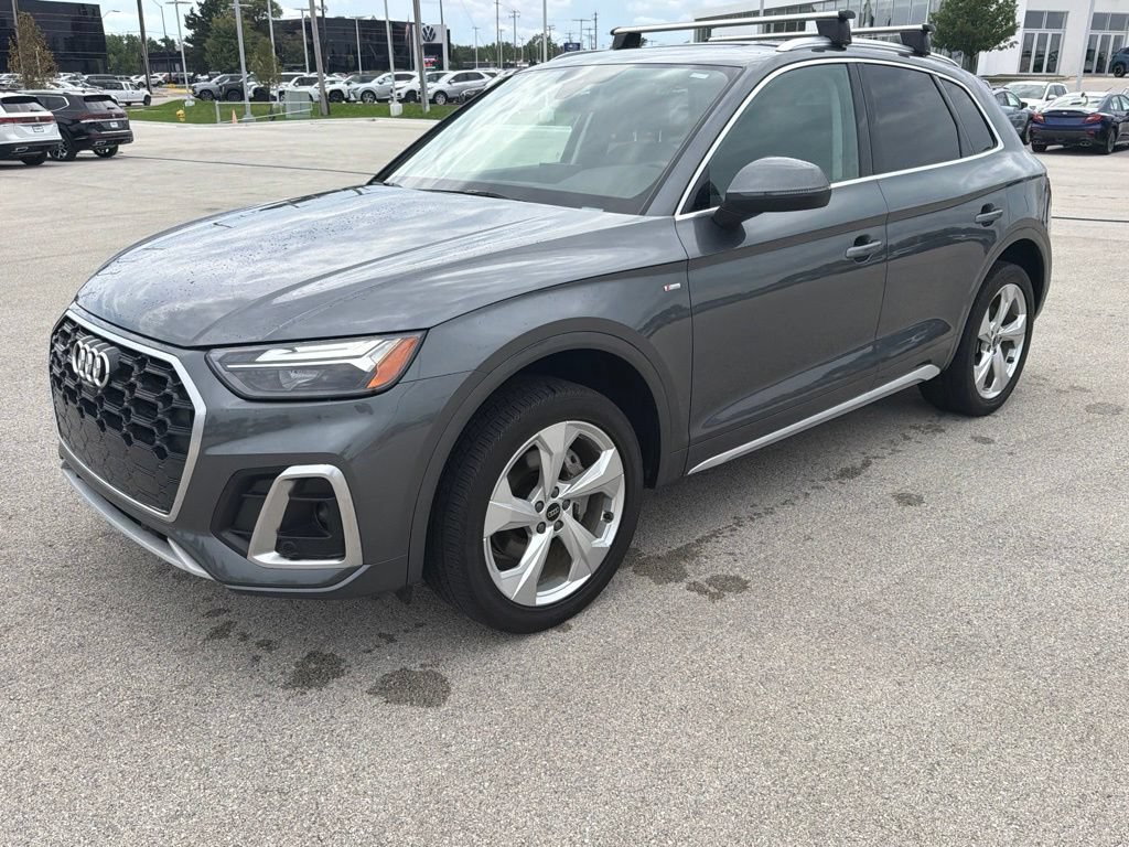 Used 2023 Audi Q5 2.0T Premium Plus w/ Premium Plus Package AWD/4WD video 3