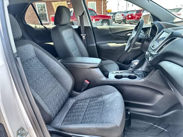 Used 2024 Chevrolet Equinox LT w/ LPO, Floor Liner Package AWD/4WD image 23