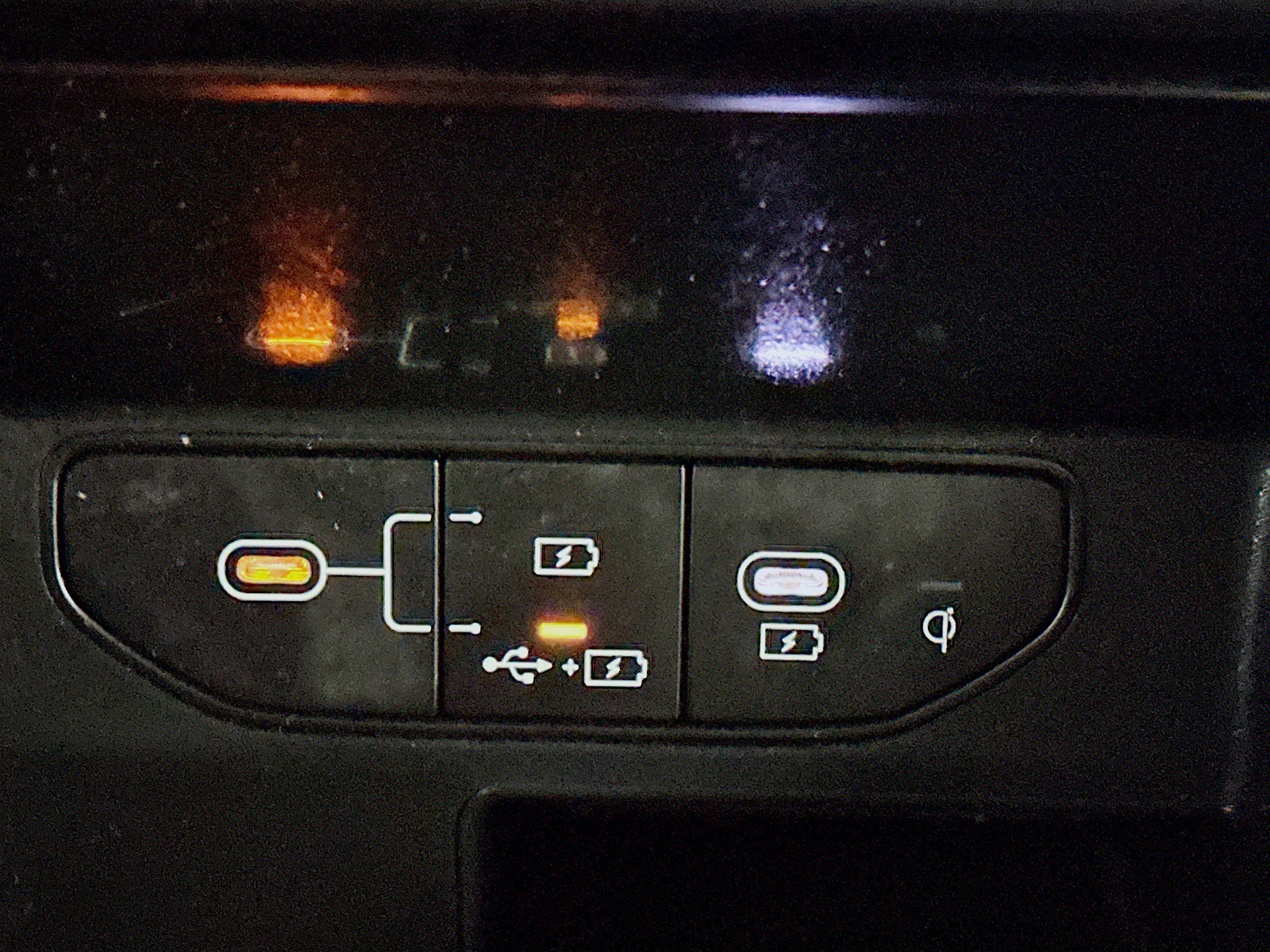 Used 2024 Kia Sorento S image 26