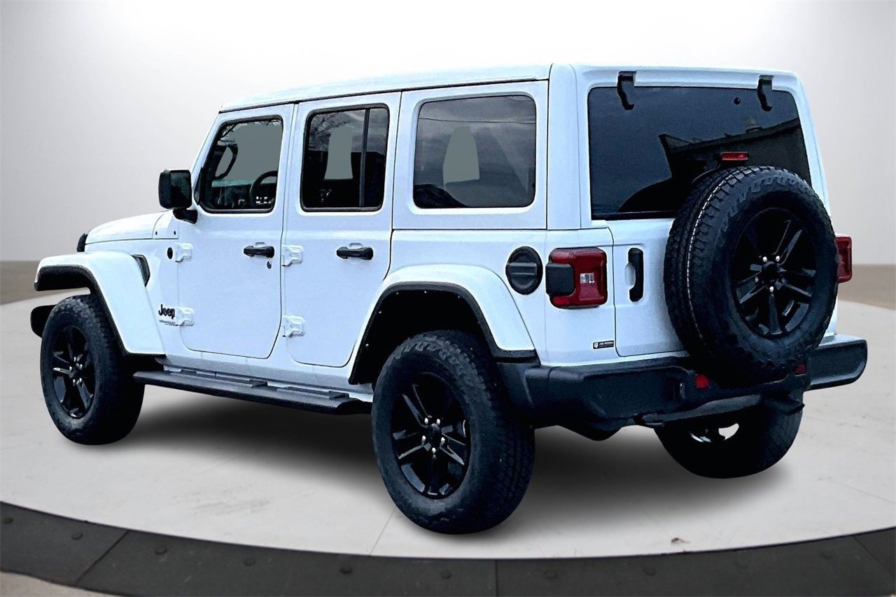 Certified 2022 Jeep Wrangler Unlimited Sahara image 6