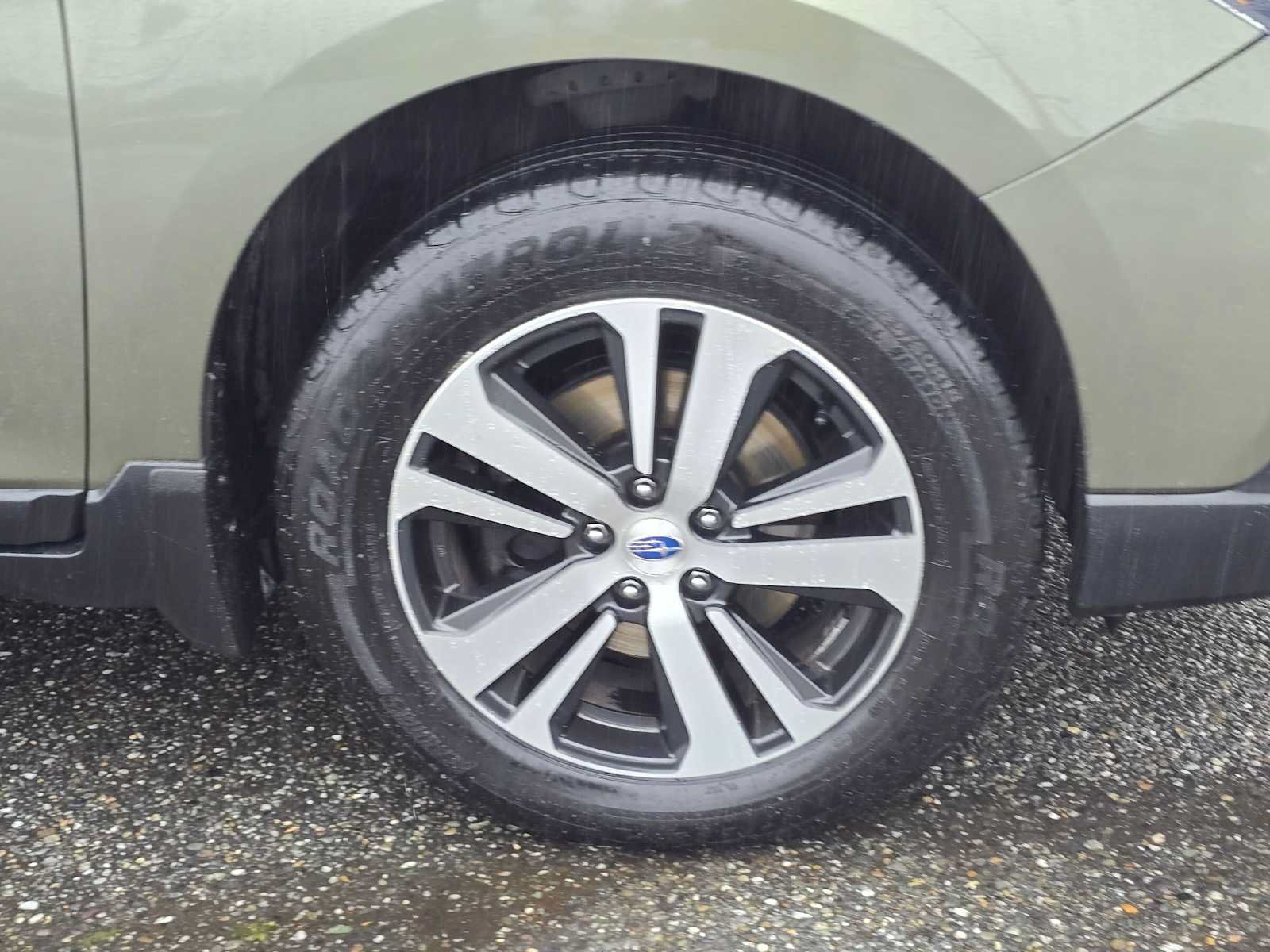 Used 2019 Subaru Outback 2.5i Limited w/ Popular Package #2 AWD/4WD image 9