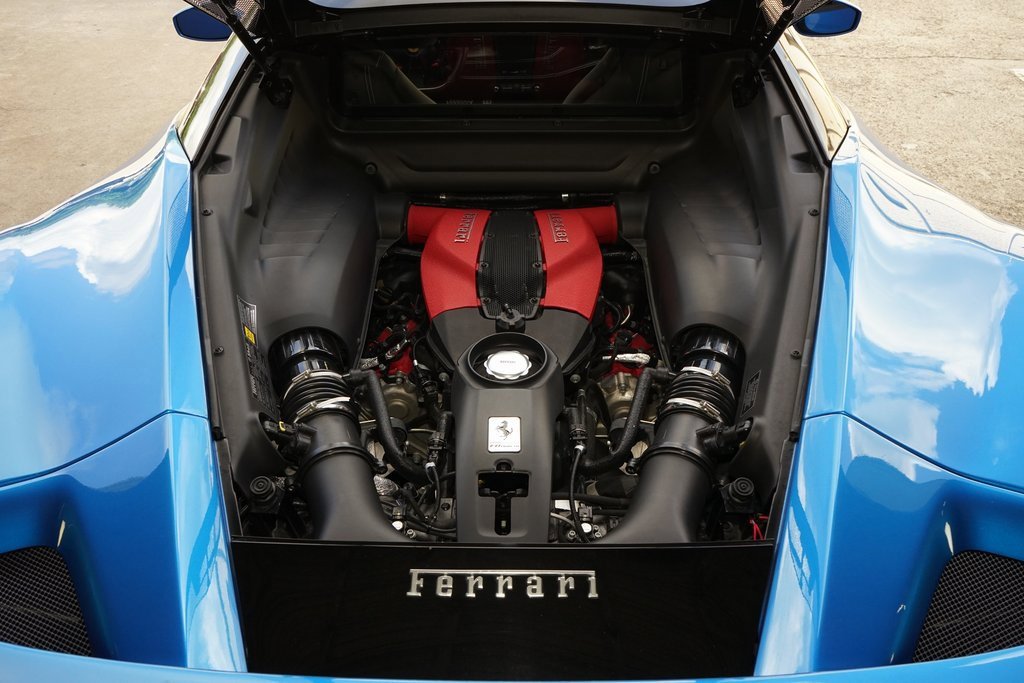 Used 2022 Ferrari F8 Tributo image 28