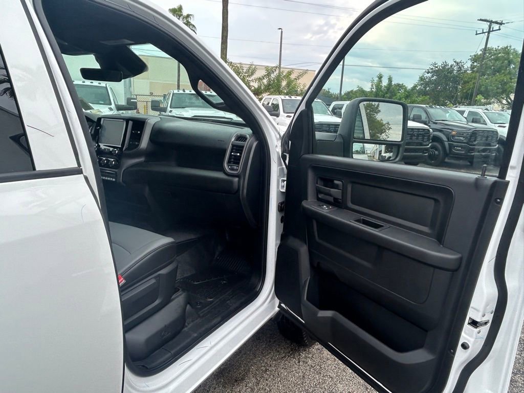 New 2026 RAM 3500 Tradesman image 29