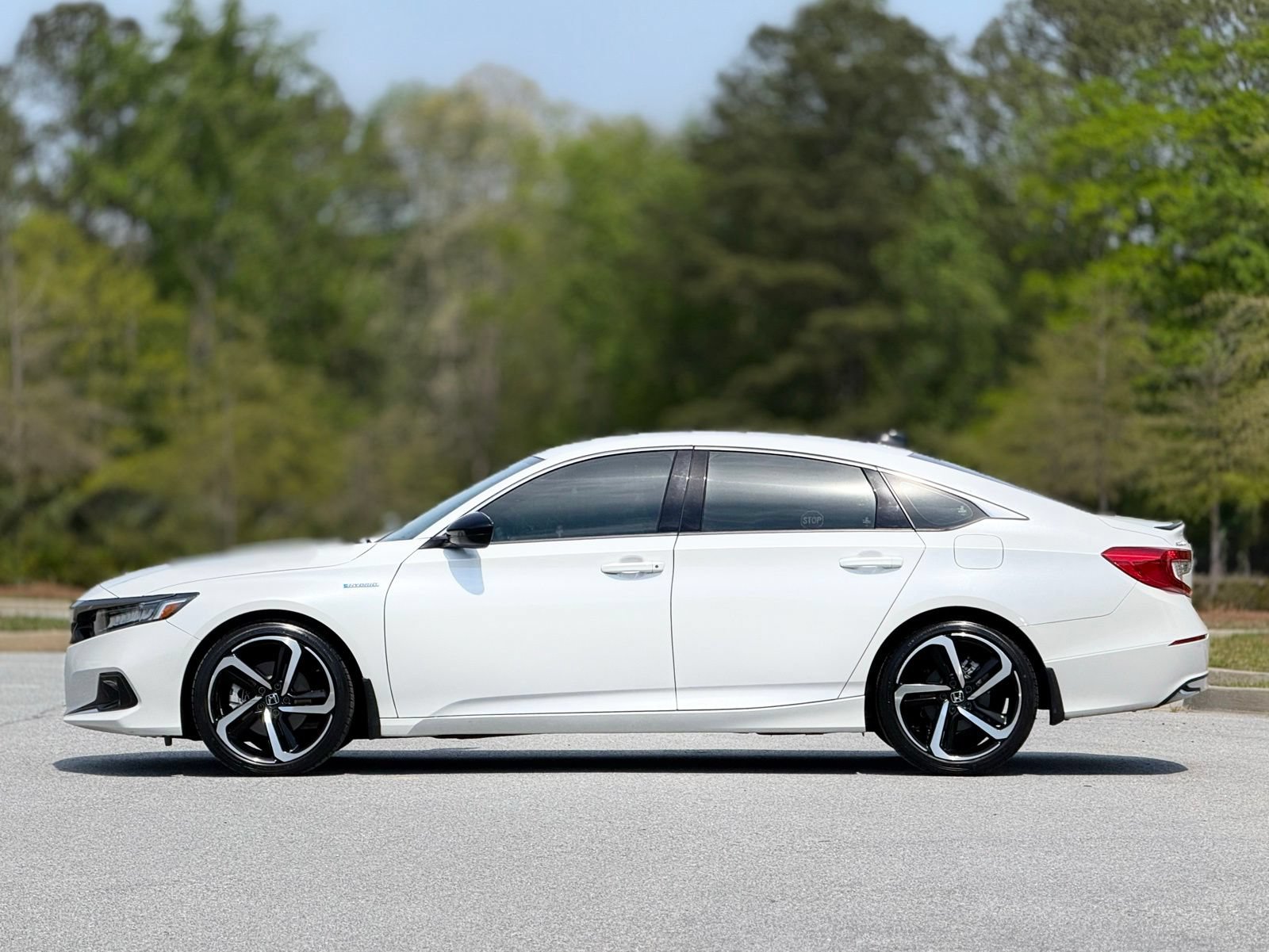 Used 2022 Honda Accord Sport image 9