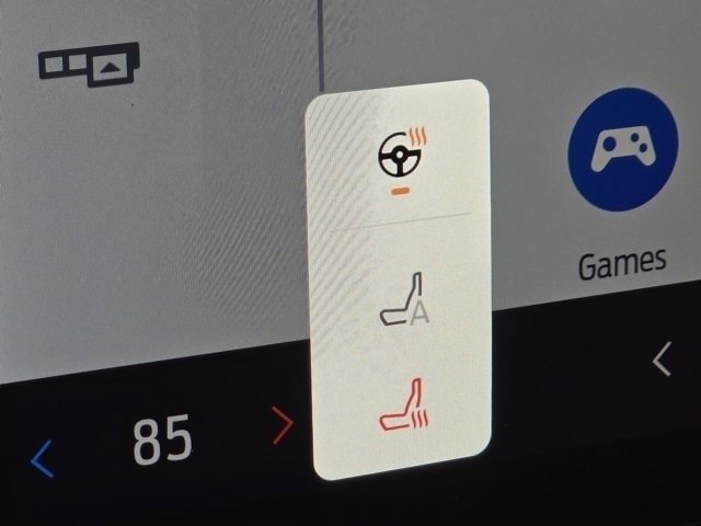 Used 2025 Ford Expedition Active image 14