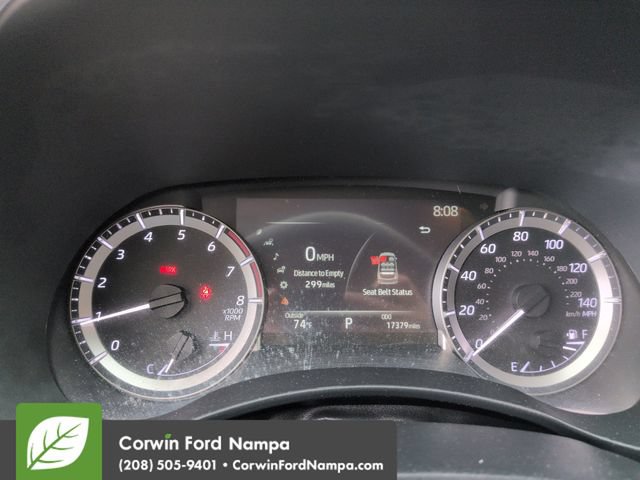 Used 2023 Toyota Highlander XLE AWD/4WD image 15