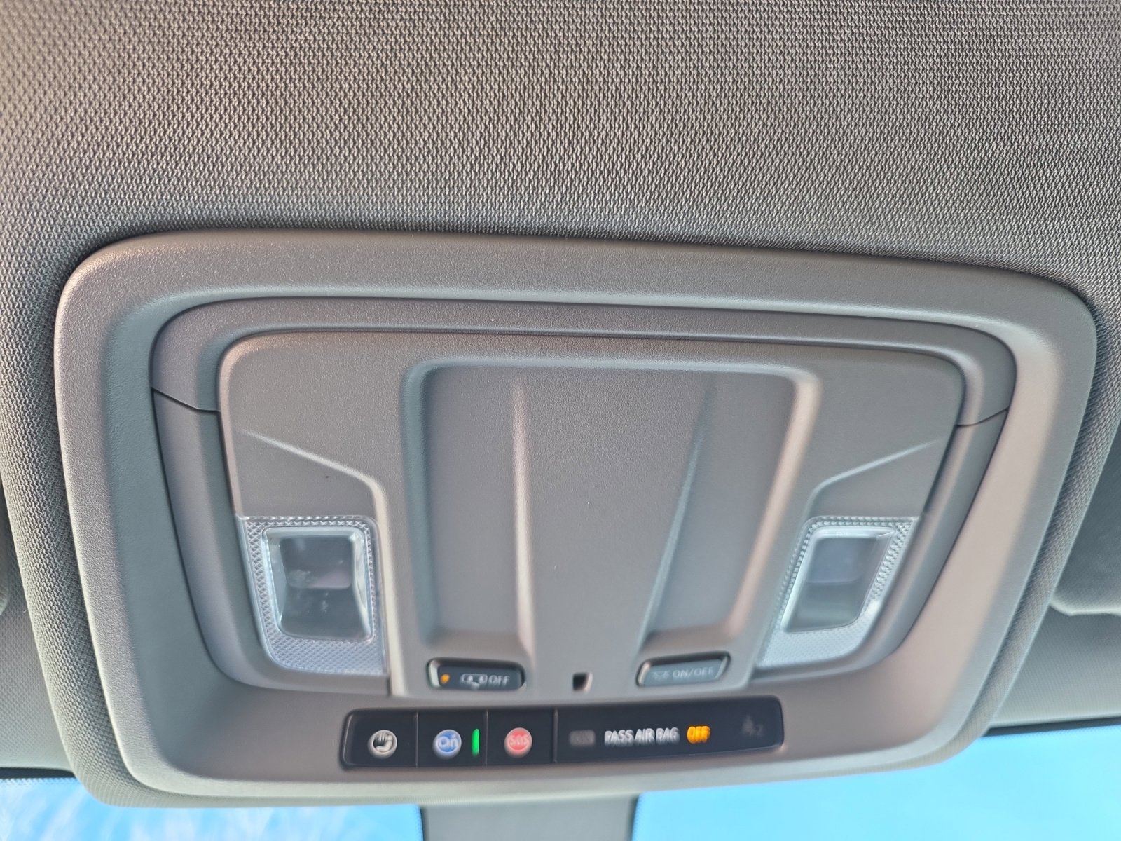 Used 2022 Chevrolet Silverado 2500 LT w/ Convenience Package image 21