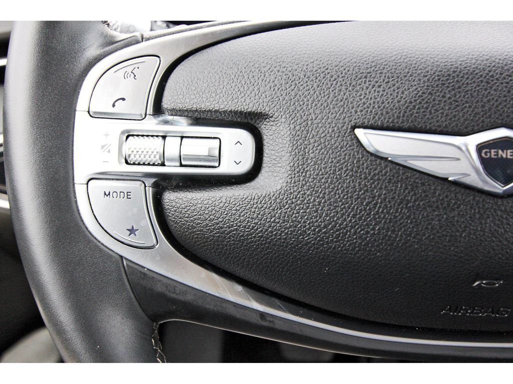 Used 2025 Genesis GV70 2.5T AWD/4WD image 19