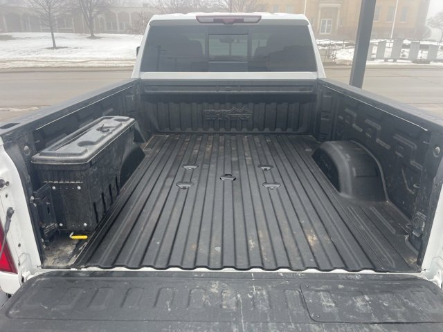 Used 2020 Chevrolet Silverado 2500 High Country w/ Z71 Off-Road Package image 11