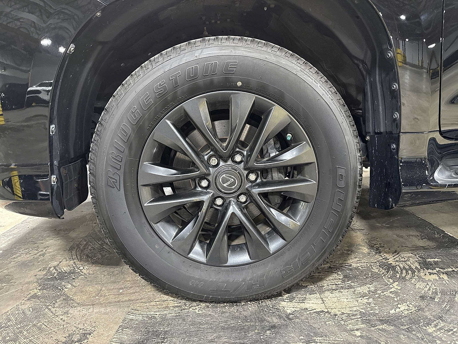 Used 2021 Lexus GX 460 Premium w/ Premium Package AWD/4WD image 10