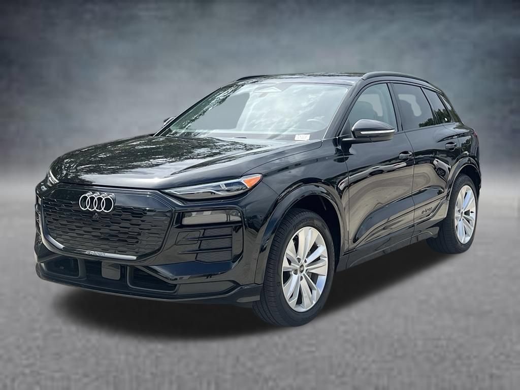Used 2025 Audi Q6 e-tron Premium w/ Convenience Package RWD image 2