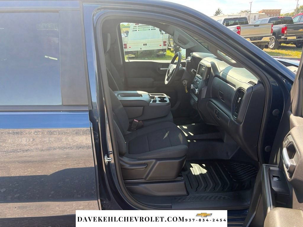 Used 2020 GMC Sierra 1500 4x4 Crew Cab w/ Sierra Value Package image 22
