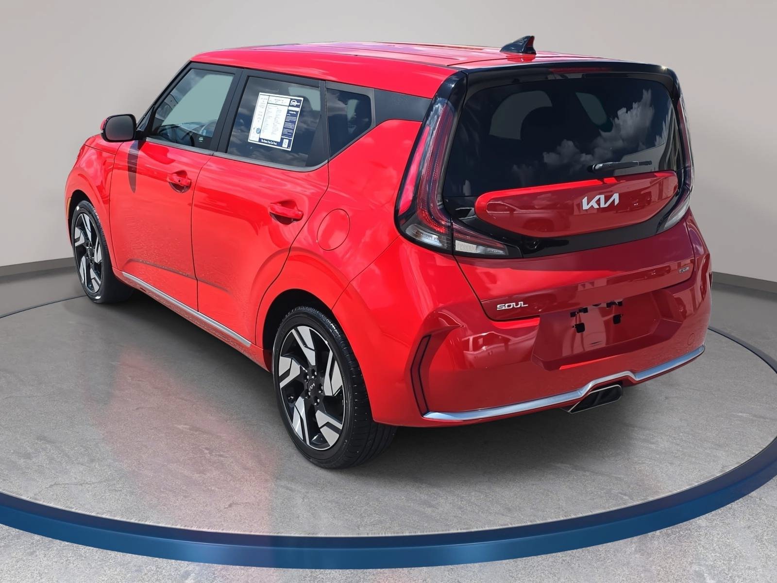 Used 2023 Kia Soul GT-Line FWD image 7