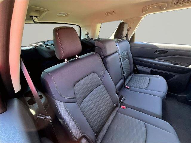 Certified 2026 Nissan Pathfinder SV AWD/4WD image 25