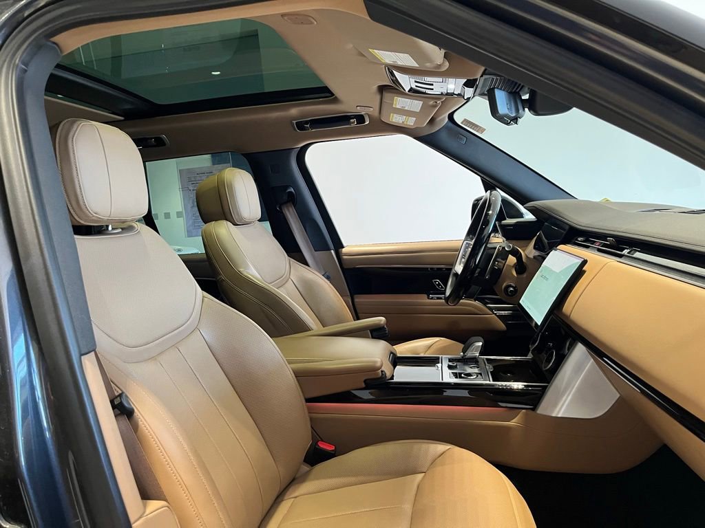 Used 2023 Land Rover Range Rover SE AWD/4WD image 40