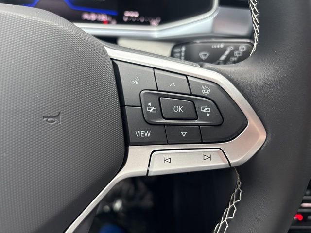 New 2026 Volkswagen Taos SE image 16