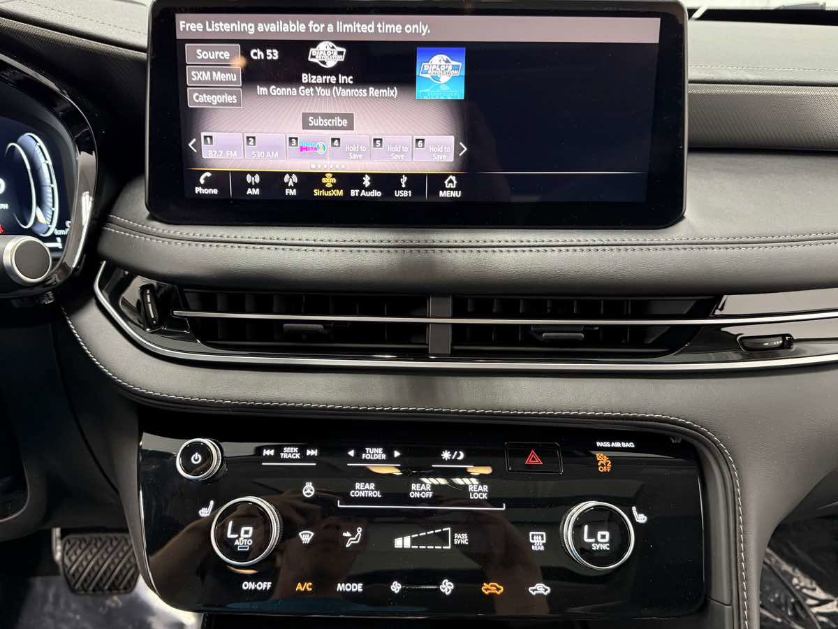 Used 2024 INFINITI QX60 Luxe image 24