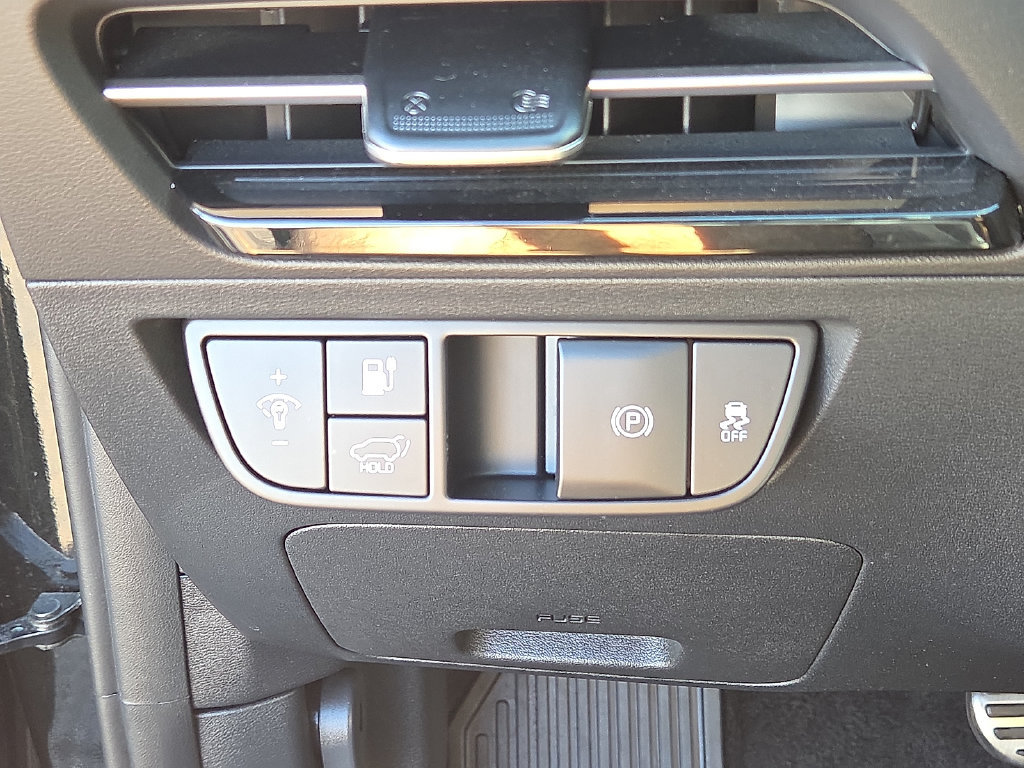 Used 2024 Kia EV6 GT AWD/4WD image 25
