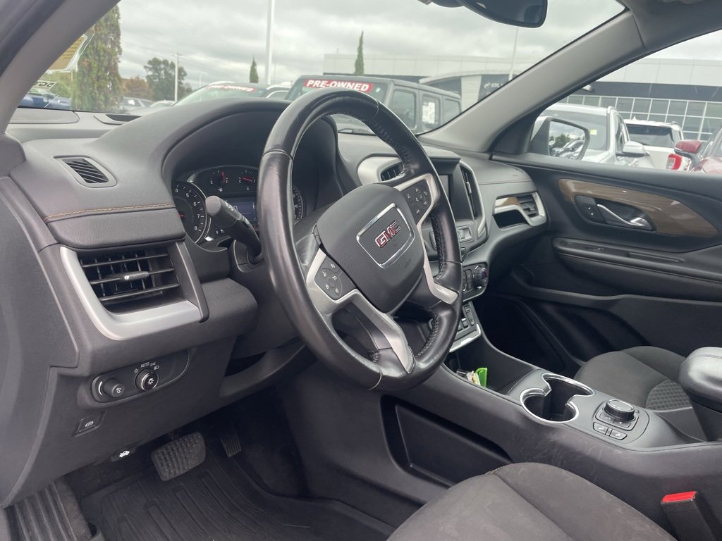Used 2021 GMC Terrain SLE w/ Driver Convenience Package image 10