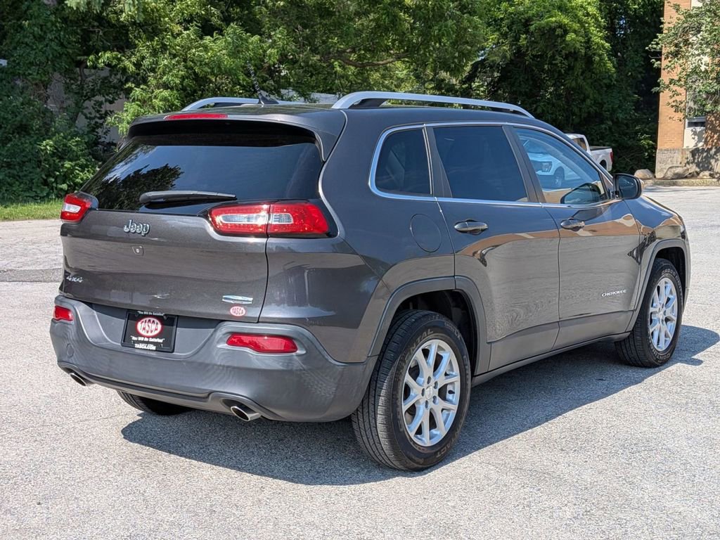 Used 2014 Jeep Cherokee Latitude w/ Comfort/Convenience Group AWD/4WD image 3