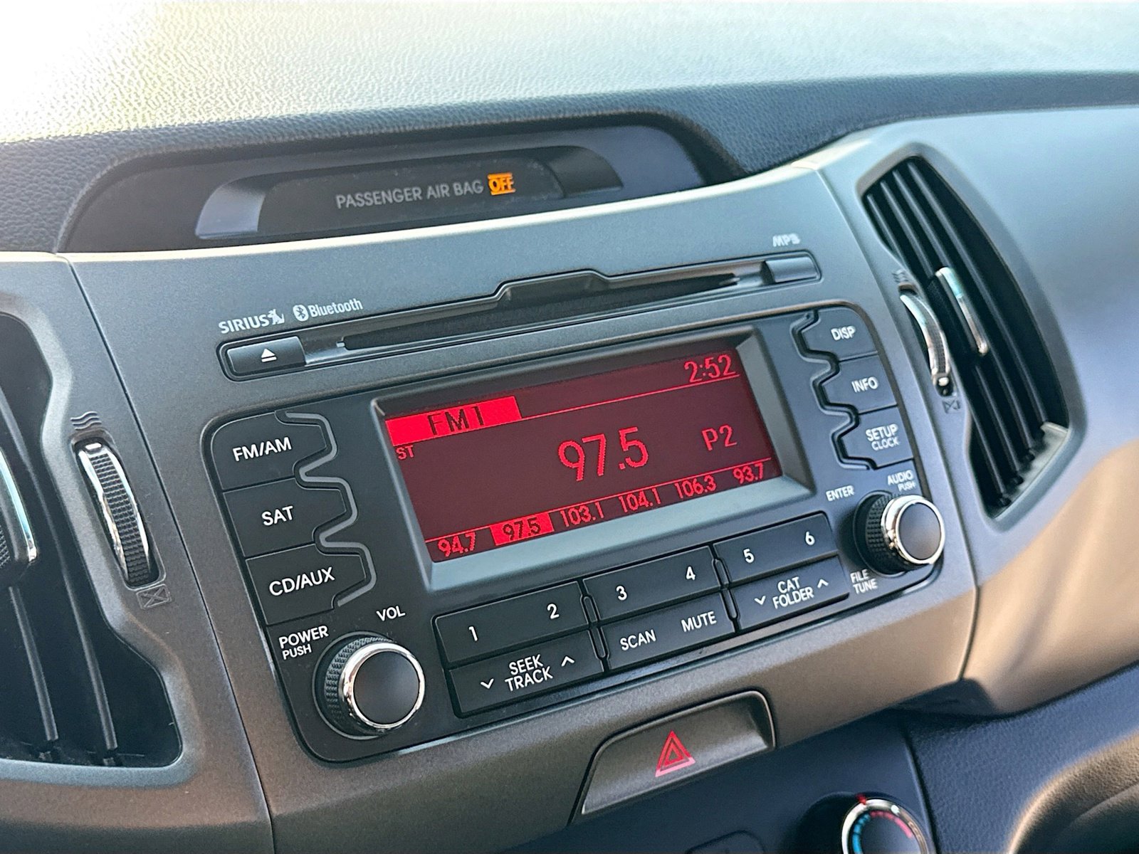 Used 2011 Kia Sportage LX image 10