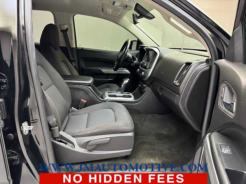 Used 2018 Chevrolet Colorado LT AWD/4WD image 18