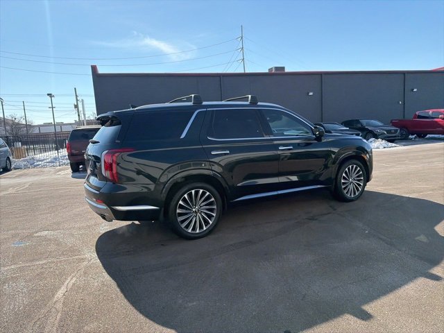 Used 2024 Hyundai Palisade Calligraphy image 7