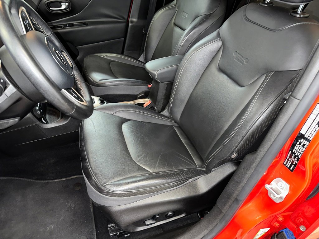 Used 2015 Jeep Renegade Limited image 5