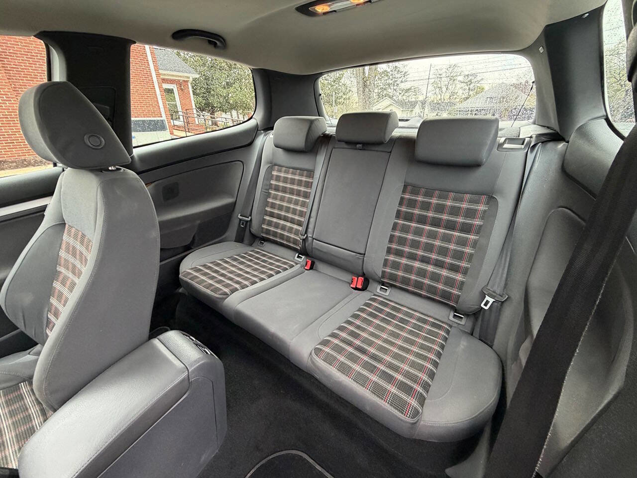 Used 2009 Volkswagen GTI Base PZEV 2dr Hatchback 6A image 13