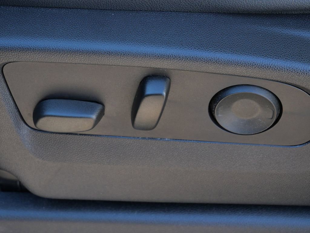 Used 2023 GMC Sierra 1500 AT4 w/ AT4 Premium Package image 36