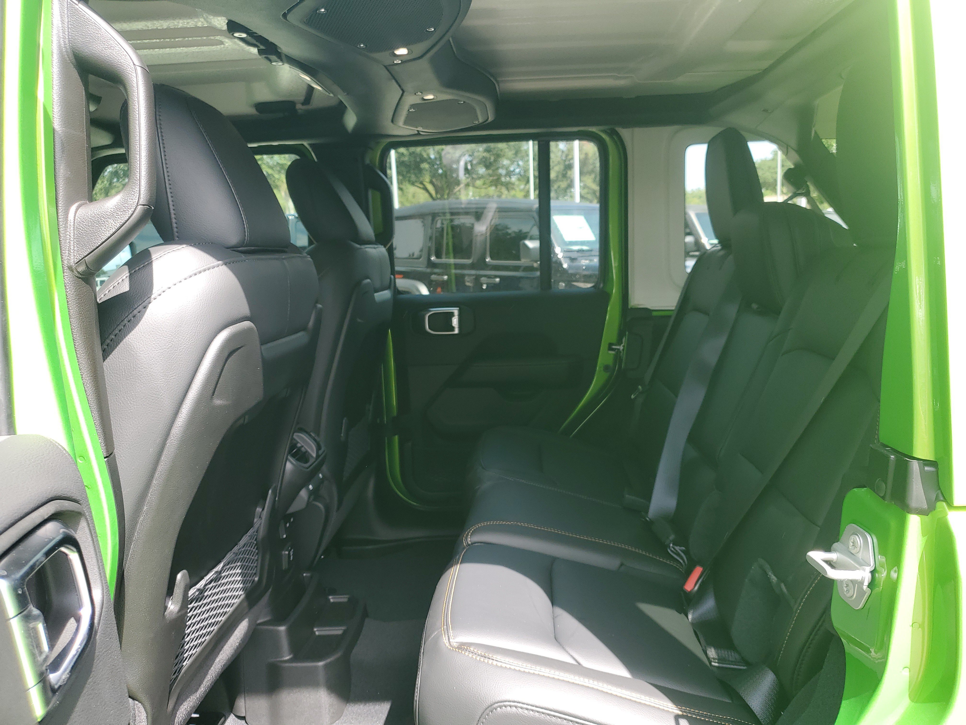 New 2026 Jeep Wrangler Unlimited Sahara AWD/4WD image 9