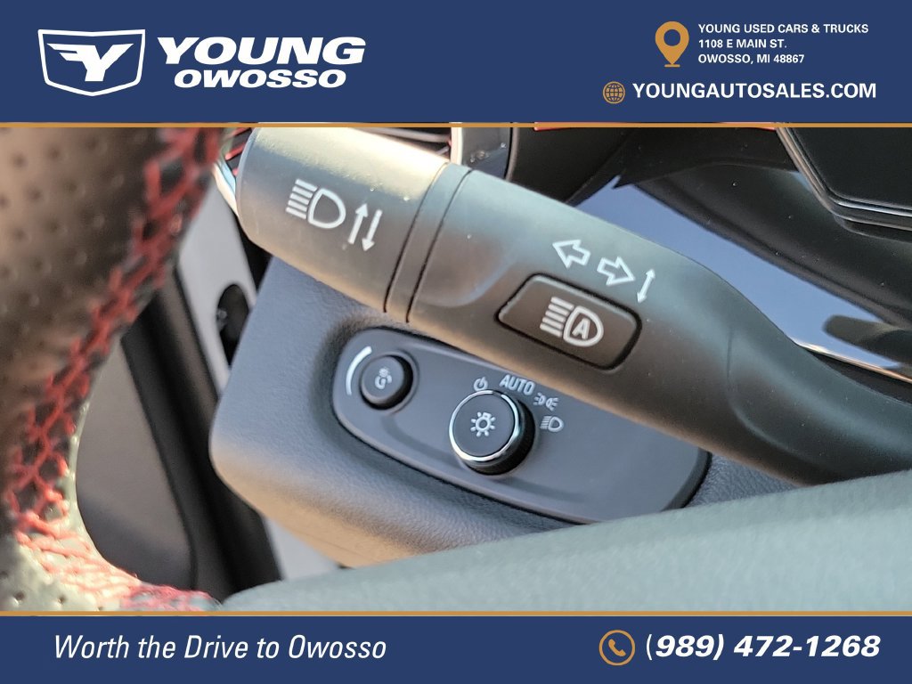 Used 2024 Chevrolet Trax RS w/ Driver Confidence Package FWD image 13