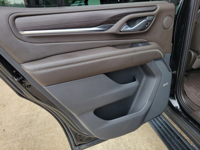 Used 2022 GMC Yukon Denali AWD/4WD image 32