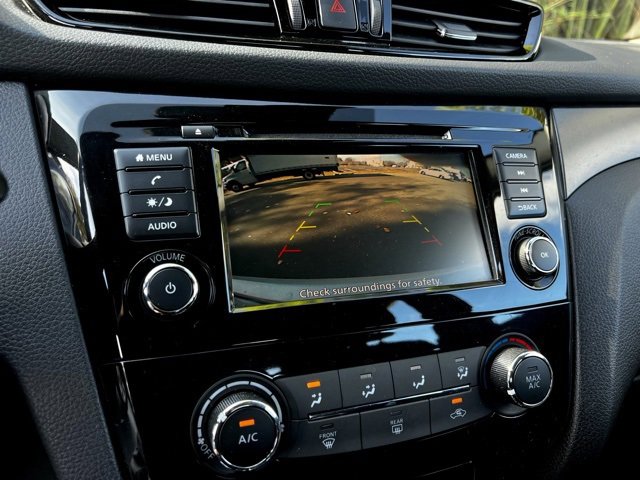 Used 2021 Nissan Rogue Sport S image 42